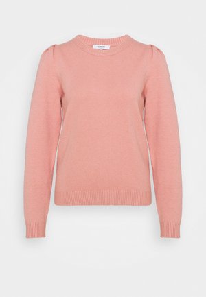 Pull rose pâle à manches longues avec col rond, poignets et ourlet côtelés, et discrètes fronces aux épaules, présenté sur fond blanc.