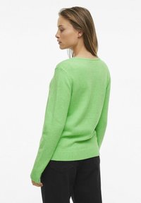 VILA VIRIL V NECK - Pulover - summer green