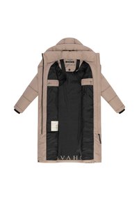 Beige lange pufferjas met een capuchon, gewatteerde buitenkant, zwarte binnenkant, voorzien van ritssluiting, zijzakken en label op de binnenvoering.