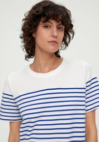 s.Oliver Sukienka z dżerseju