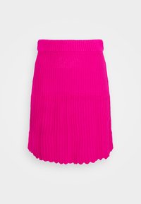 Saia mini de malha cor-de-rosa com textura canelada, apresentando uma bainha em formato de ondulação e um cós elástico para uma silhueta ajustada.