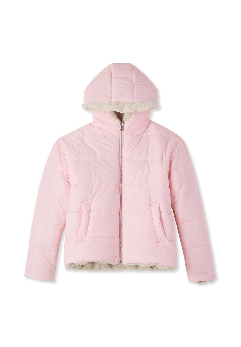 Giacca imbottita rosa con cappuccio foderato in pelliccia, chiusura frontale con cerniera e due tasche quadrate. Presenta un design trapuntato e una texture morbida.