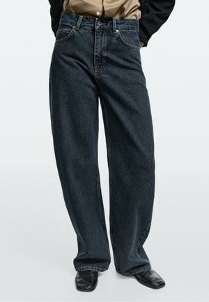Massimo Dutti, MID-WAIST BARREL FIT JEANS - Coupe large - dark blue