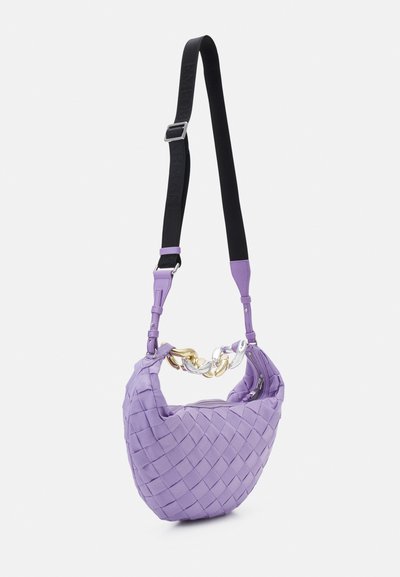 Emporio Armani BORSA HOBO - Torbica - glicine/wisteria