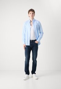 Tommy Jeans SCANTON SLIM - Slim fit jeans - denim dark