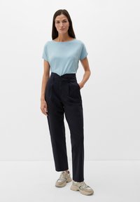 s.Oliver RELAXED À JAMBES - Broek - navy
