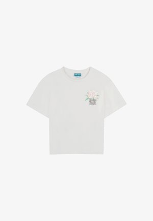 T-shirt court Kenzo blanc à manches courtes avec col rond, arborant une fleur rose et le texte "Kenzo Paris" sur le côté gauche de la poitrine.