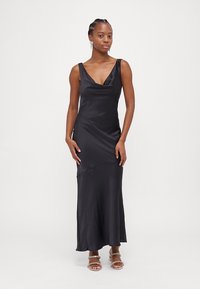 Gina Tricot Petite COWLNECK DRESS - Festklänning - black