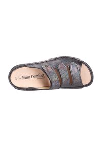 Black slide sandal with three wide openings, made from textured leather. Features a cushioned footbed and branded insole. Size 37.