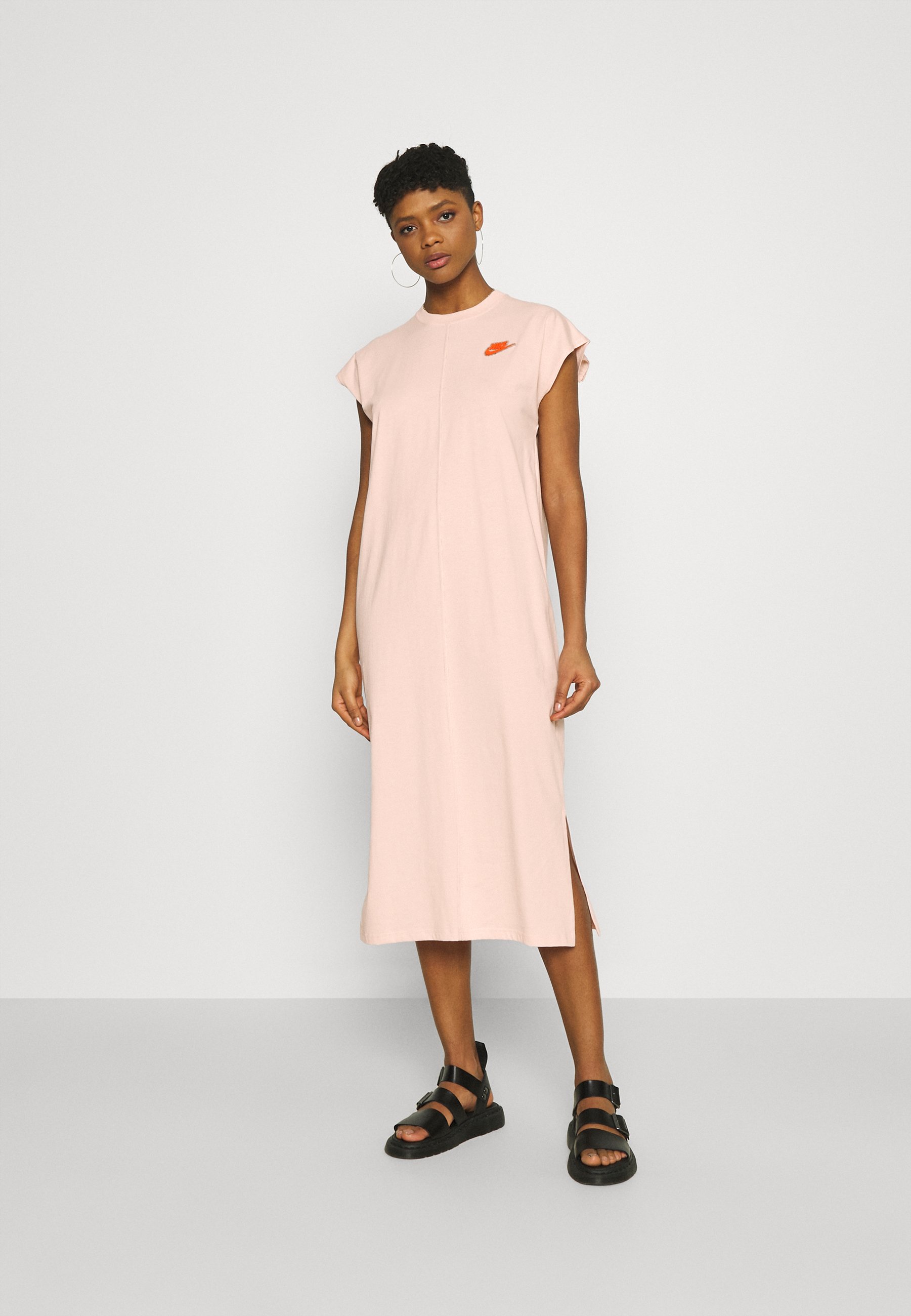 robe nike orange