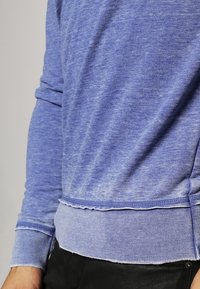YOURTURN Sudadera - royal blue