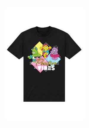 Henry Tiger, CARE BEARS GOOD LUCK BEAR POSITIVE VIBES TEXT - T-shirts print - black