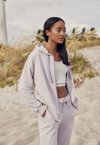 LASCANA Sudadera con cremallera - flieder
