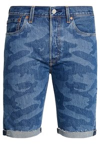 Medium sinis denim-shortsit, joissa on kampapeitto-kuvio. Ominaisuuksiin kuuluu käänteet, klassinen viisi taskua -tyyli ja metallinen nappisulku.