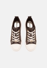 MICHAEL Michael Kors EVY LACE UP - Sporta apavi - brown