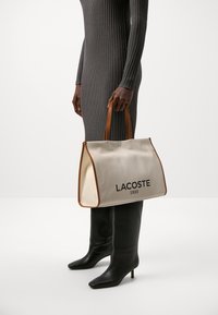 Lacoste - HERITAGE  - Tote bag - natural/tan Thumbnail Image 1