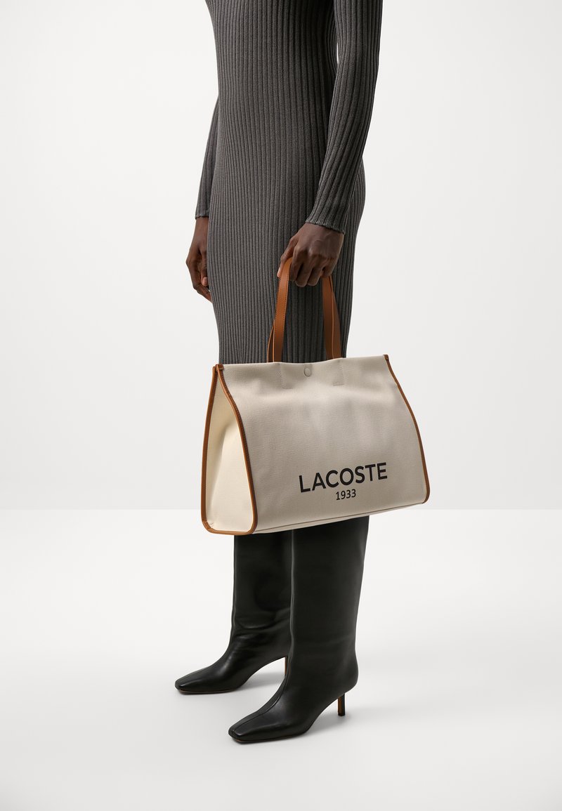 Lacoste - HERITAGE  - Tote bag - natural/tan, Enlarge