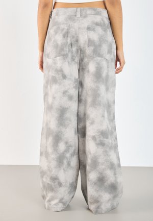 YOURTURN, Pantalon classique - off-white