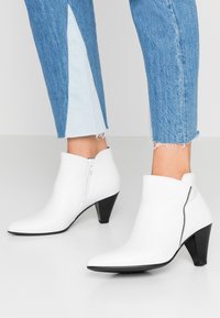 Gabor Ankle boot