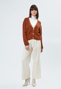 INFLUENCER BEJEWELED  - Cardigan - caramel