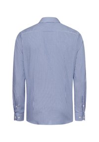 Blau-weiß gestreiftes Langarmhemd mit geknöpften Manschetten, von hinten auf weißem Hintergrund gezeigt.