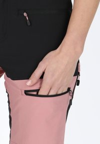 Swedemount Träningsshorts - black dusty rose