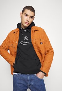 CLOSURE London SIGNUM HOODY - Camisola - black