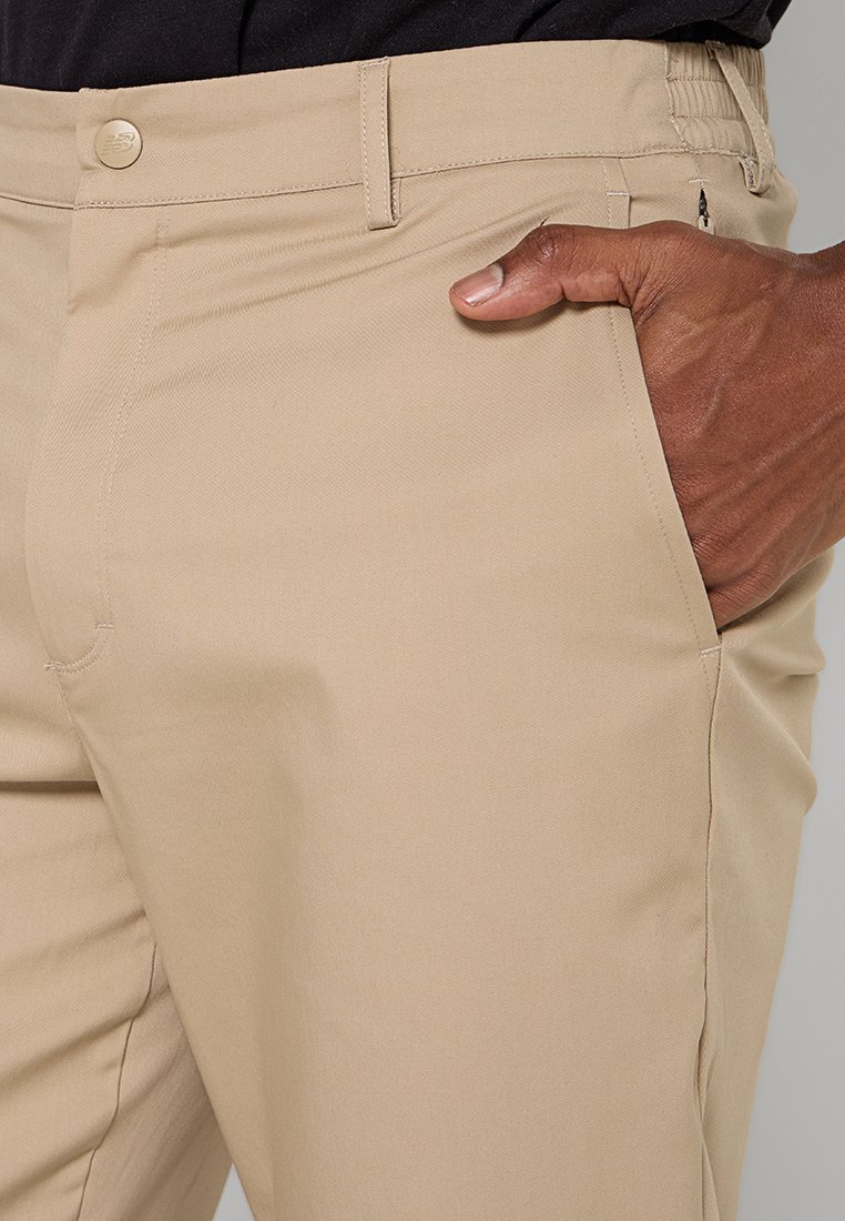 ATHLETICS STANDARD TAPERED