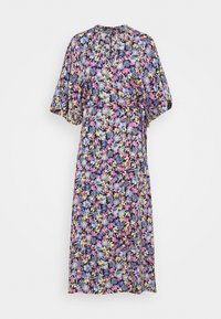 Blommig omlottklänning med svart bakgrund och blommor i rosa, lila, blått och gult. Lös passform med korta ärmar och V-ringning.