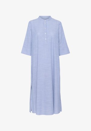 Heledad hallooline kleit helesinisel, triibulisel taustal, millel on püstitatava kaelusega, nööbiplakk ja kolmveerandvarrukad. Küljel on lõhikud, mis tagavad liikumisvabaduse.