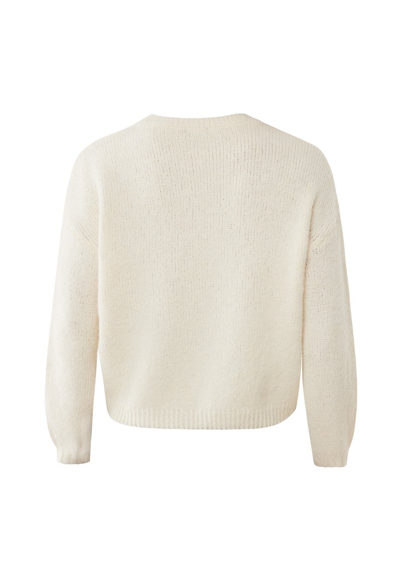 Crème kleur gebreide trui met een relaxte pasvorm, ronde halslijn en lange mouwen. De stof heeft een gestructureerde, zachte uitstraling.