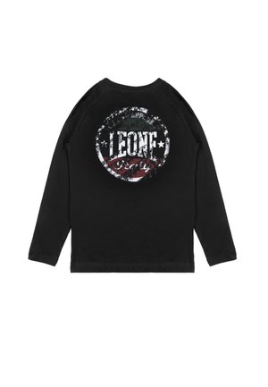 T-shirt noir à manches longues avec un logo circulaire Leone Italy à l’aspect usé, en blanc et rouge, sur la poitrine.