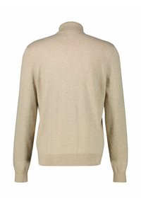 Beige Strickpullover mit hohem Kragen, langen Ärmeln, gerippten Bündchen und Saum, mit einer glatten Textur und einer taillierten Passform.
