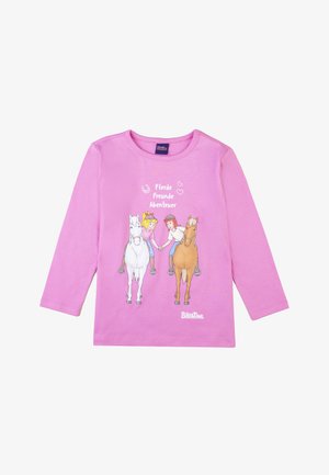 Light pink long-sleeve shirt featuring two cartoon girls holding hands on horses, with text that reads "Pferde Freunde Abenteuer" above.
