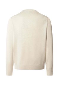 Pull en maille beige clair à manches longues, col rond et ourlet côtelé. Texture lisse, design simple et silhouette classique.