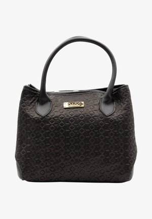 Czarna torba na ramię z wytłoczonym wzorem w diamenty, podwójnymi rączkami na górze i złotą tabliczką z logo. Gładka tekstura z kontrastującymi ciemnymi akcentami.