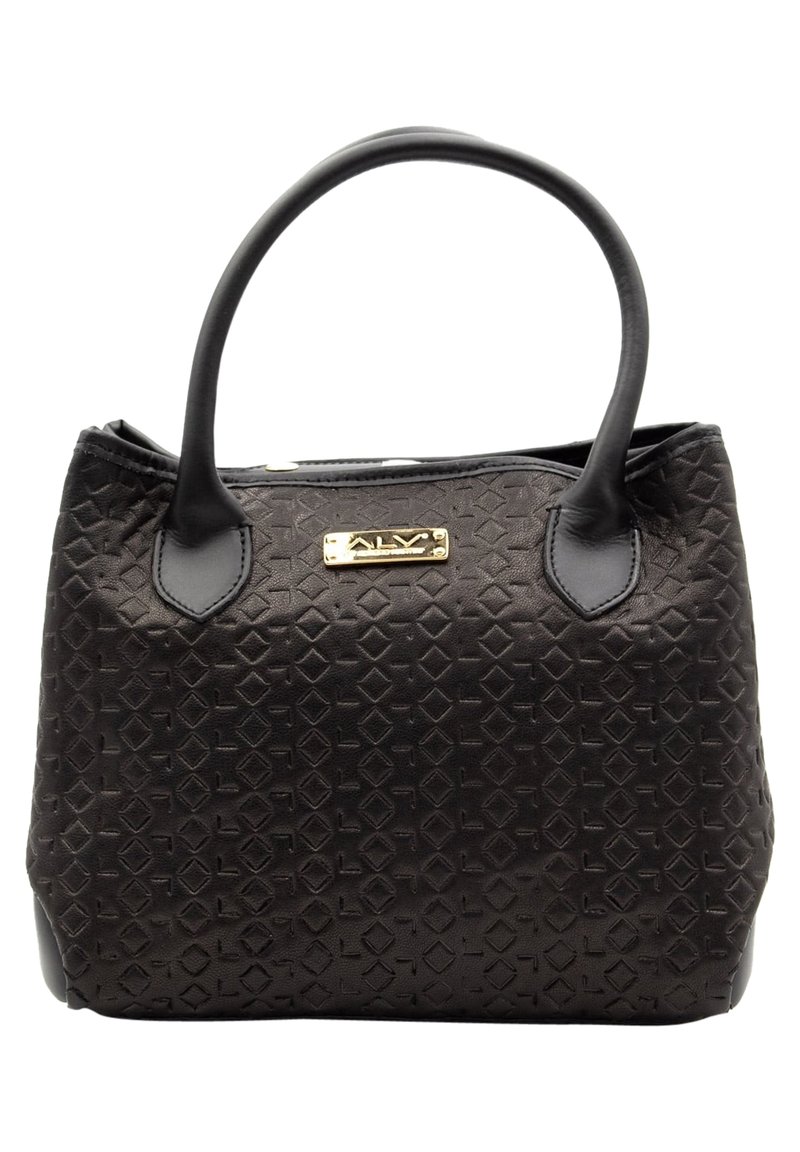 Czarna torba na ramię z wytłoczonym wzorem w diamenty, podwójnymi rączkami na górze i złotą tabliczką z logo. Gładka tekstura z kontrastującymi ciemnymi akcentami.