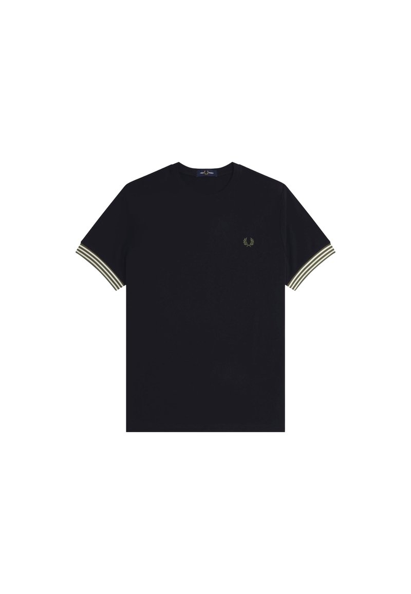 T-shirt nera in cotone con maniche corte, caratterizzata da leggere accenti a righe nei polsini e un piccolo logo ricamato sul petto.