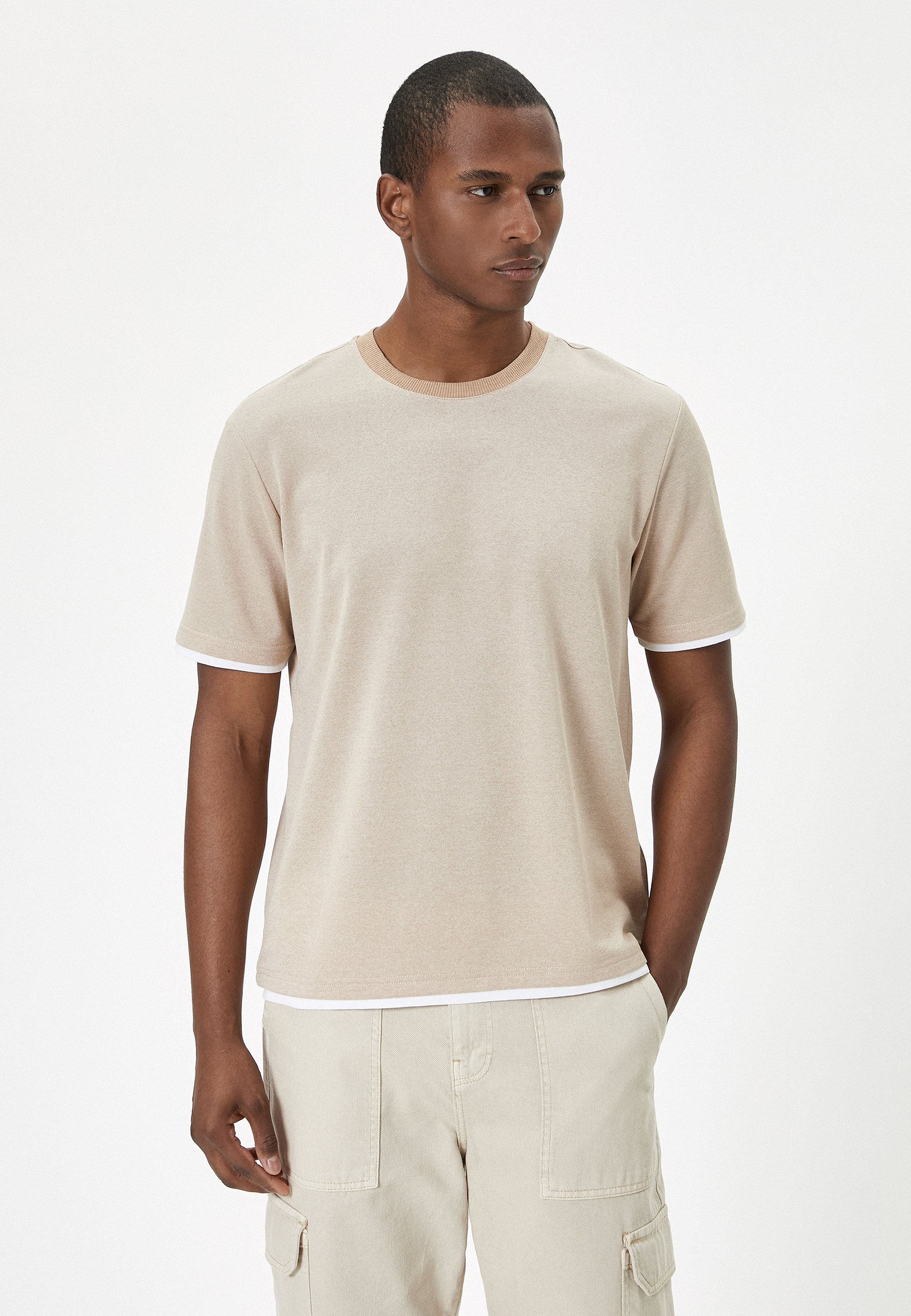 Koton BASIC BERMUDA COTTON POCKET DETAILED BUTTONED - Shorts - Marine/azul - Zalando.es