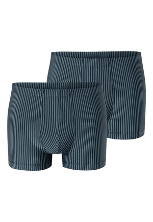 - Bokserki z krótkimi nogawkami