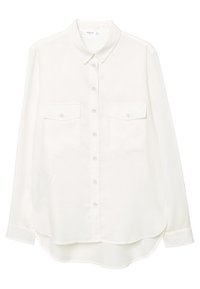 Camicia bianca a maniche lunghe realizzata in tessuto morbido, con chiusura a bottoni, colletto a punta e due taschini sul petto con patta.