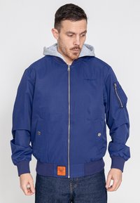Unausgewählt, navy