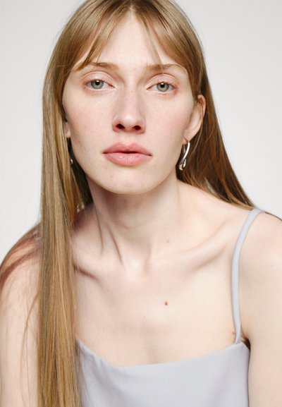 BITE Studios STRIKE BUSTIER - Débardeur - grey