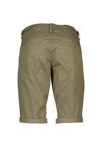Pantaloni corti color khaki con orli arrotolati, realizzati in un tessuto leggero, con tasche posteriori e passanti per la cintura. Texture liscia, senza motivi visibili.