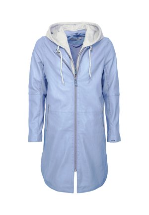 Helle blaue Lederjacke mit grauer Kapuze, durchgehendem Reißverschluss, Seitentaschen und langen Ärmeln. Glatte Textur und strukturiertes Design.