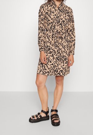 Skjortklänning - light brown