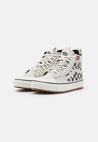 Vans SK8-HI MTE - Sapatilhas de cano alto - marshmallow