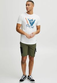 INDICODE JEANS - DANIEL - T-shirts print - off white Miniaturebillede 1