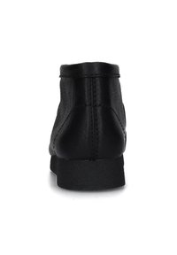 Clarks Snørestøvletter - black
