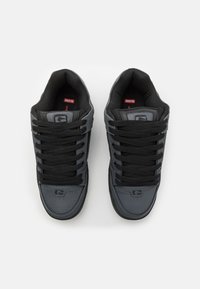 Globe TILT - Zapatillas skate - storm grey/black